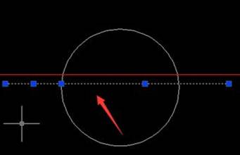 CAD��ô��һ�����ߴ����ĳһ�㣿������������