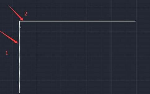 CAD����ô�ҵ�������ƽ��ֱ�ߵĽ���