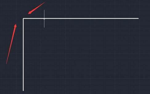 CAD����ô�ҵ�������ƽ��ֱ�ߵĽ���